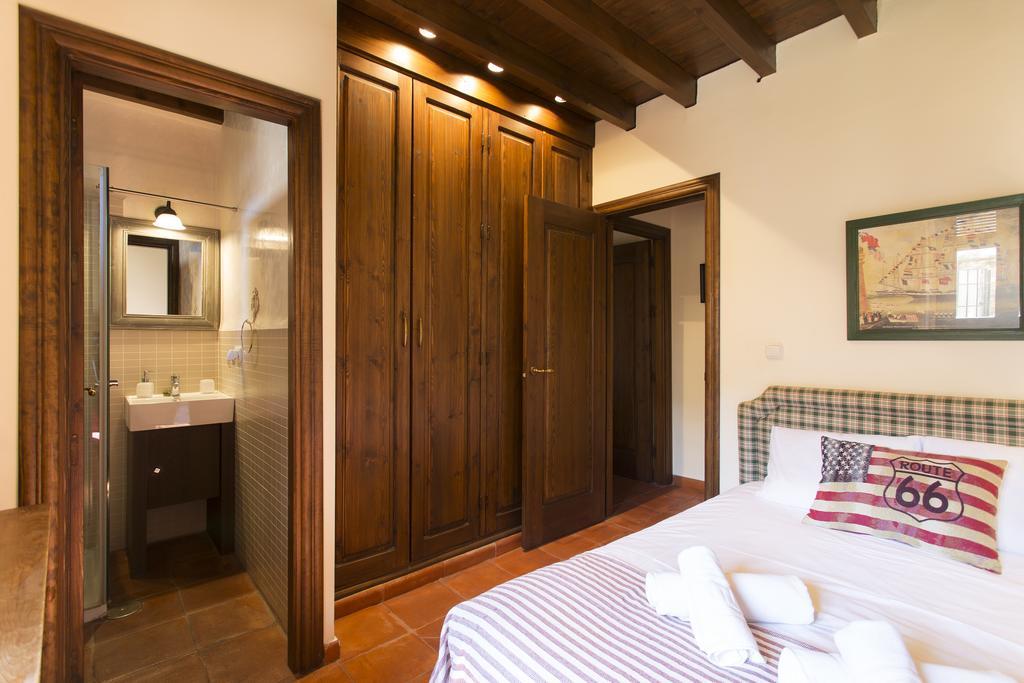 Apartamento Puerta Elvira Centro Free Parking Гранада Екстериор снимка